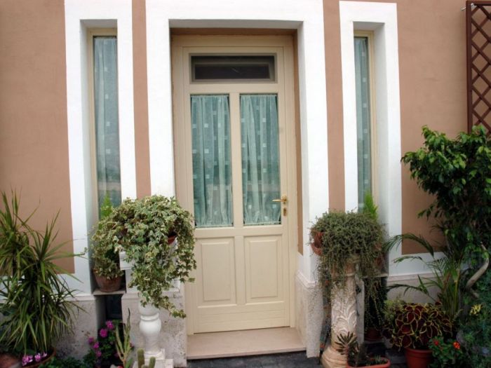 Archisio - Falegnameria Volpe - Progetto Infissi per porte e finestre