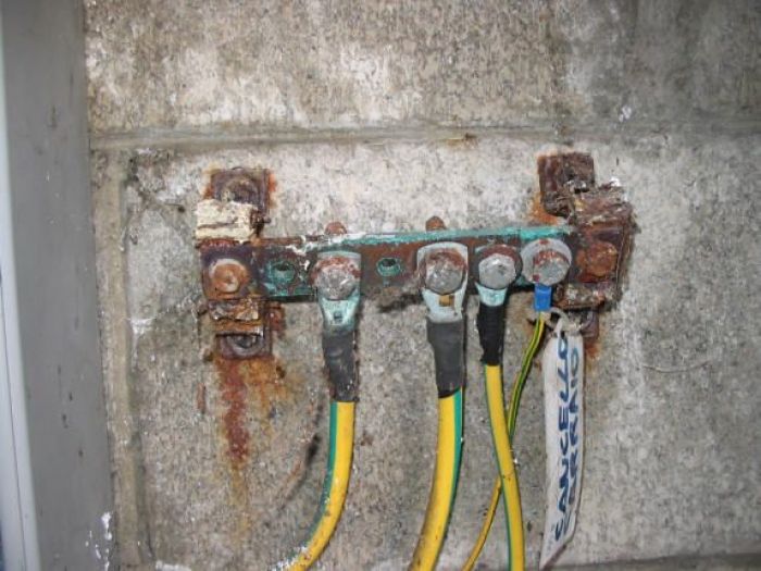 Archisio - Modernaluce Impianti Elettrici - Progetto 2007 biassono produzione mobili