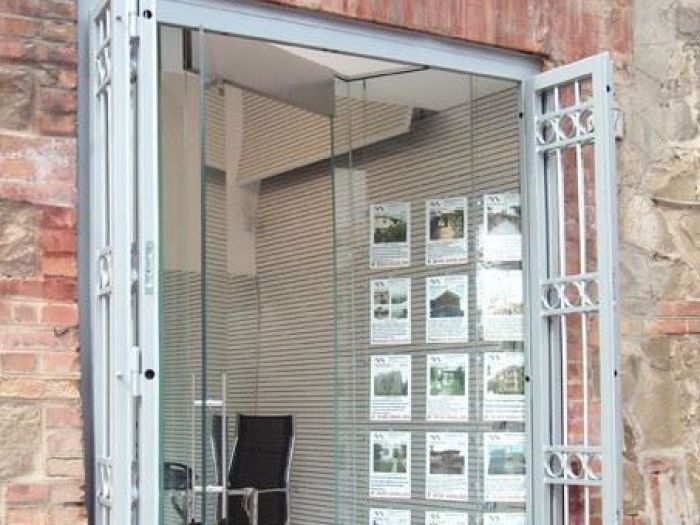 Archisio - Gabriele Mazzei Architetto - Progetto Agenzia immobiliare bravi