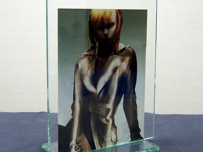 Archisio - Vetreria Dimensione Vetro - Progetto Pellicole per vetro oggettistica in vetro arredi in vetro e lavorazioni del vetro