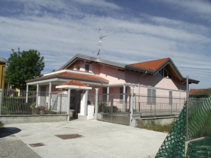 Archisio - Vincenzo Milione - Progetto Villa vimercate