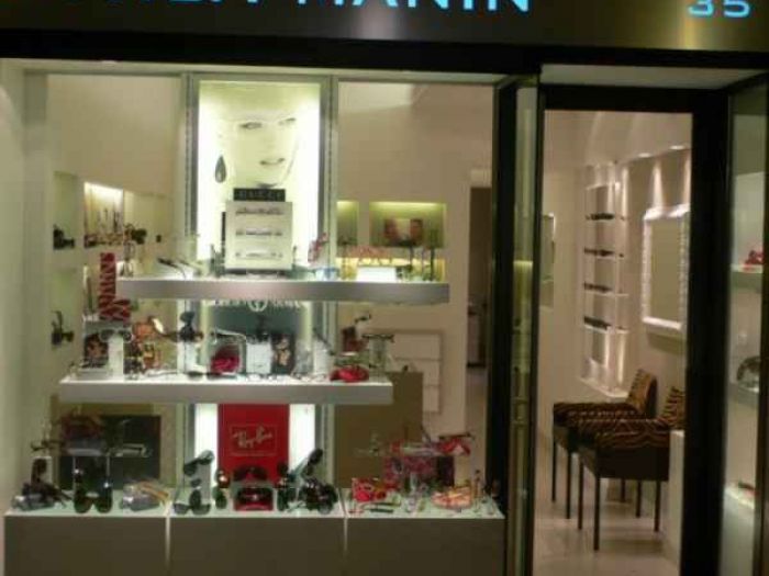 Archisio - Studio Antepost - Progetto Negozio ottica mestre