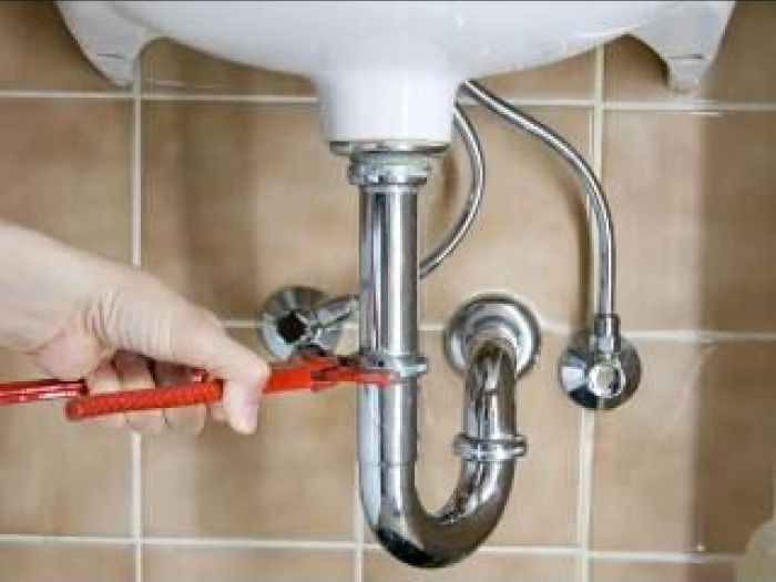 Archisio - Paolo Pizzimenti L Idraulicoi Anti-crisi - Progetto Servizi