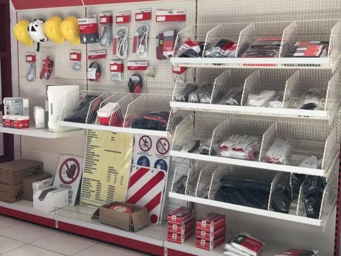 Archisio - Lisola Delledilizia srl - Progetto Ristrutturazione interna di un negozio