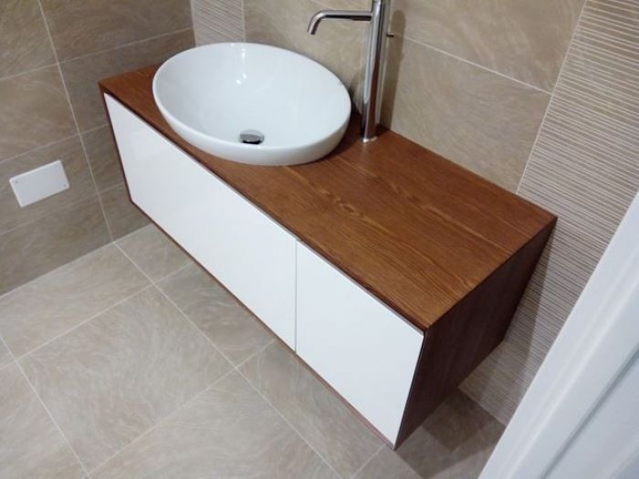 Archisio - Domenico Sforza - Progetto Inside on the seaLavori di manutenzione straordinaria arredamento e nuova illuminazione di un monolocale nella zona di san giorgio torre a mare