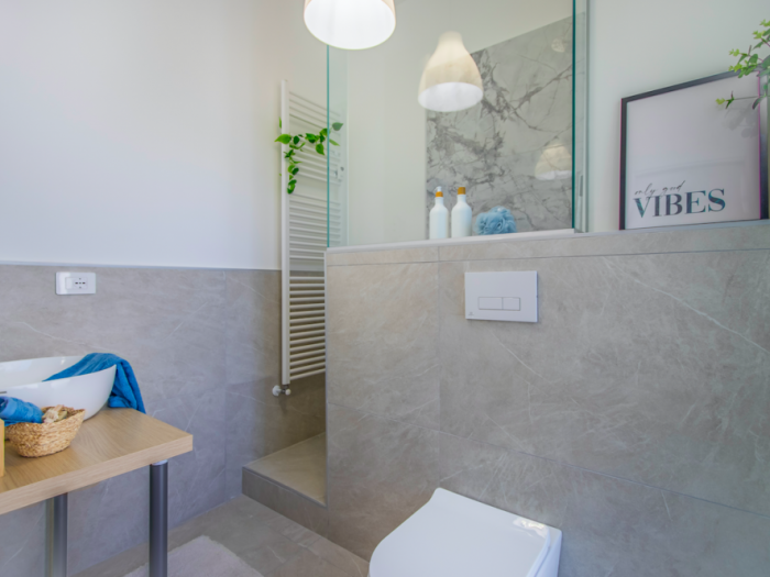 Archisio - Eukalipto Studio - Progetto Home staging completo e servizio fotografico su appartamento vuoto - trilocale ausonio