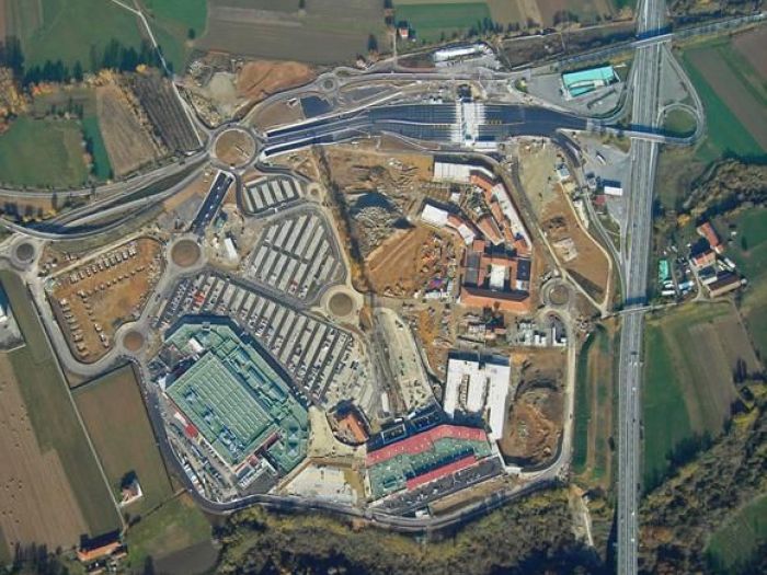 Archisio - Studio Architettura Golinelli - Progetto Parco commerciale e del tempo libero mondovicino - factory outlet- arch M Golinelli factory outlet medie superfici cascina viotto