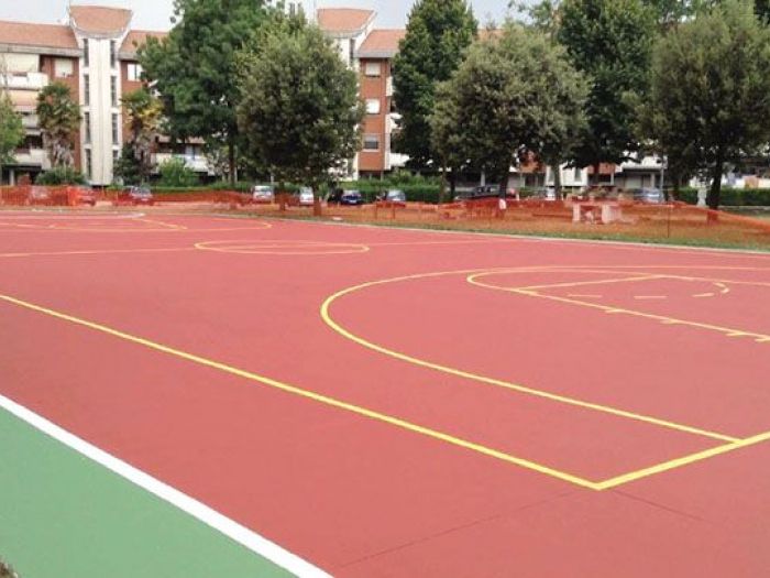 Archisio - Givir Sistemi In Resina Impresa Edile Civile E Industriale - Progetto Soluzioni per impianti sportivi ed aree di gioco parking via giulia - roma sistemi in multistrato sistemi per campi sportivi con supporto in asfalto