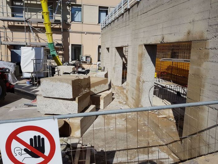 Archisio - Impresa Edile Sardegna - Progetto Demolizione controllata - taglio muro cemento armato