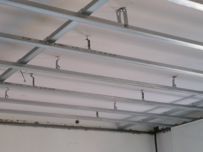 Archisio - Edilizia Marchese - Progetto Realizzazioni di interni per abitazioni negozi o attivit commerciali