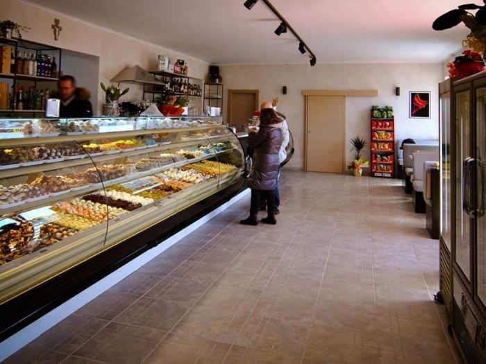 Archisio - Alessandro Demaria - Progetto Reuse-restore-restartred coffee