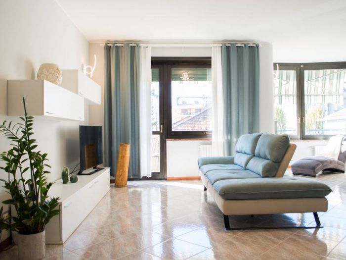 Archisio - Chiara Colucci - Progetto Geometrie e luce il relooking di una zona giorno contemporanea