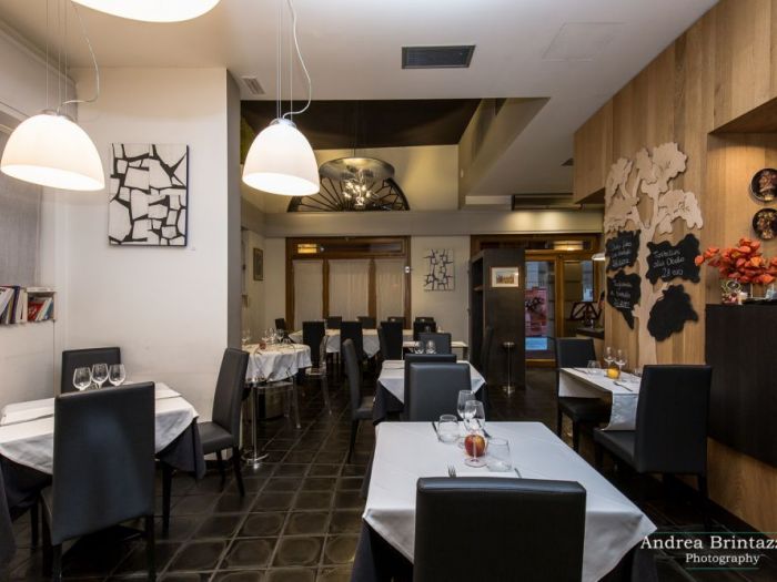 Archisio - Andrea Brintazzoli Photography - Progetto Fotografia di interni - ristorante larcimboldo