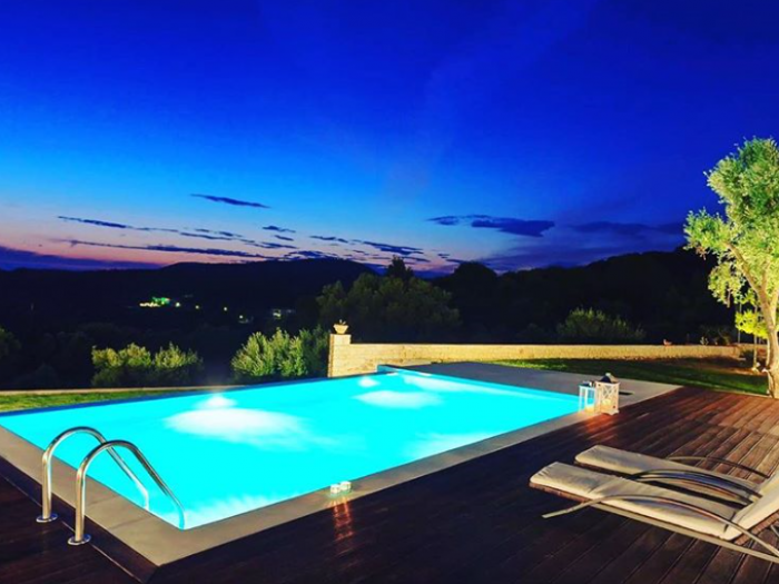 Archisio - Alessandro Moretti - Progetto Installazione e vendite di piscine