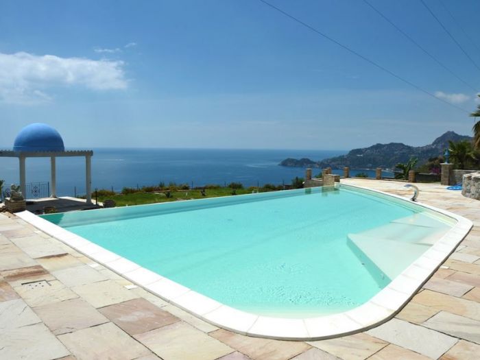 Archisio - Stefano Costantino - Progetto Un abbraccio al mare e alla baia di taormina