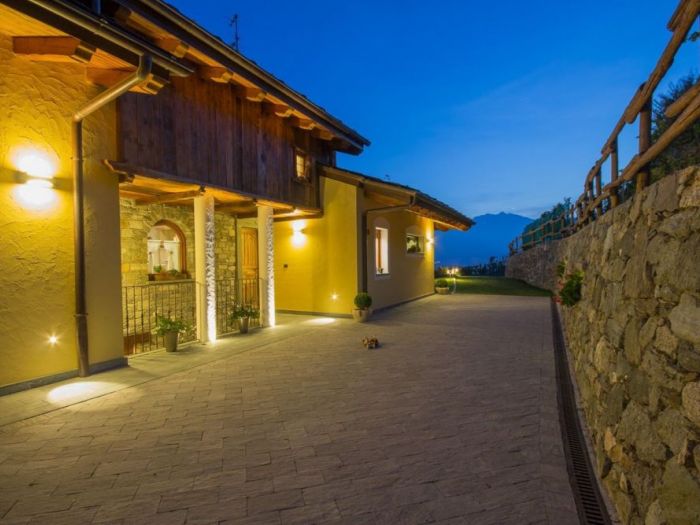 Archisio - Maji Persico - Progetto Azienda vitivinicola con abitazione residenziale