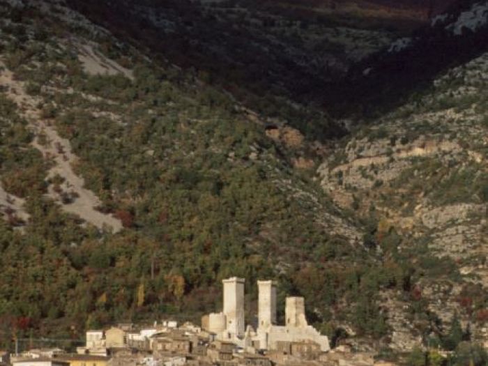 Archisio - Giovanni Lattanzi - Progetto Foto di borghi