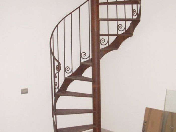 Archisio - Ferro Battuto Bottega Del Fabbro - Progetto Decorazioni scale e ringhiere i ferro