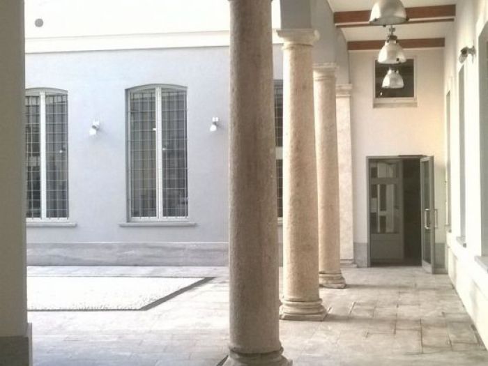 Archisio - Marco Valenti - Progetto Ristrutturazione immobile con nuova costruzione