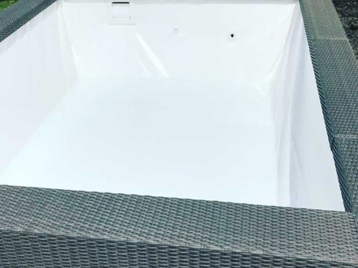 Archisio - Alessandro Moretti - Progetto Installazione e vendite di piscine