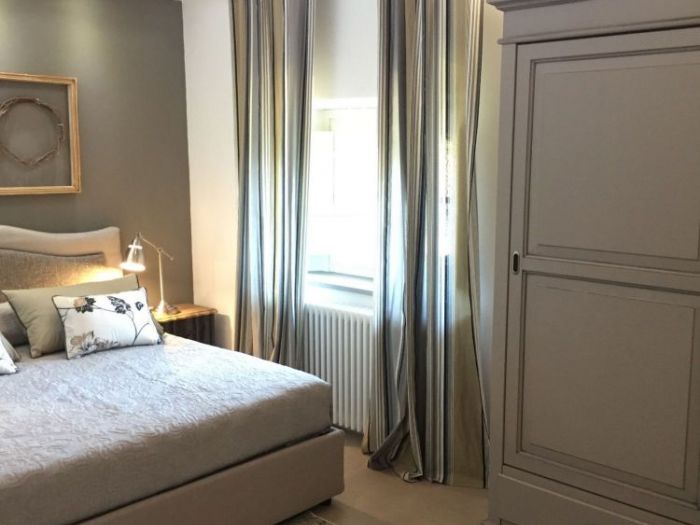 Archisio - Cristina Montessoro - Progetto Leggere mongolfiere sono arrivate in una bella villa depoca