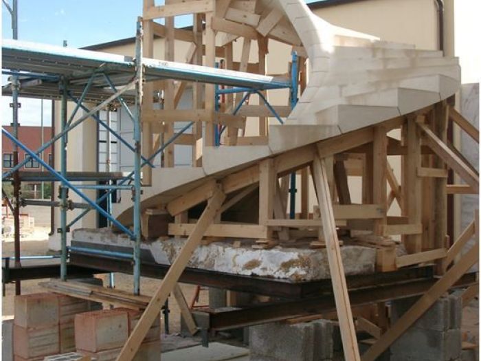 Archisio - Ateliers Romeo - Nicolas Dubois - Progetto Prima scala post tensionale in massiccia pietra