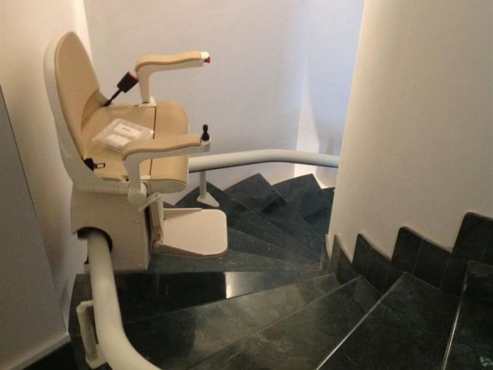 Archisio - Serramenti Puglisi srl - Progetto Automazioni e servoscala