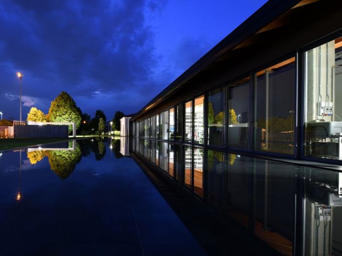 Archisio - Forme Dacqua - Progetto Fontana reflecting - arneg spa