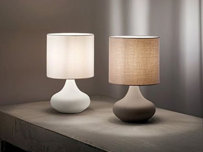 Archisio - Casa Del Lampadario Ellera - Progetto Lampade da tavolo e abat-jours