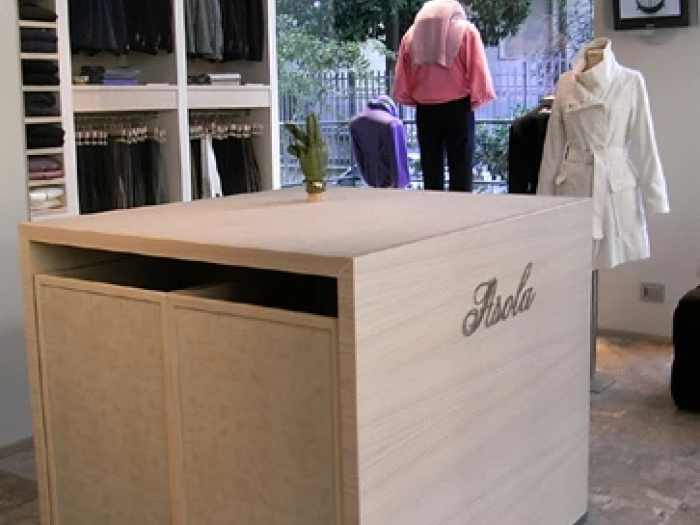 Archisio - Studio Patetta - Progetto Negozio di abbigliamento asola