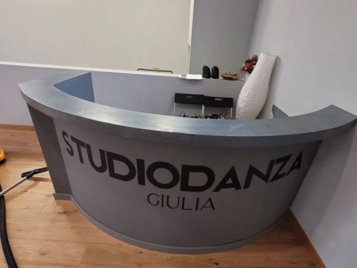 Archisio - Atena Lab - Progetto Bancone reception