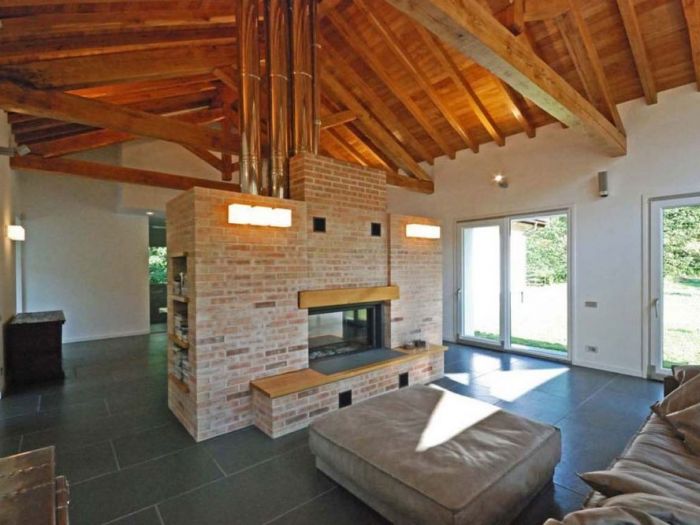 Archisio - Roberto Silvestri - Progetto Tetto in legno pietra e mattoni a vista