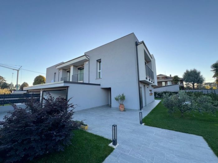Archisio - Mass Energy srl - Progetto Ville nuove high tech chiavi in mano