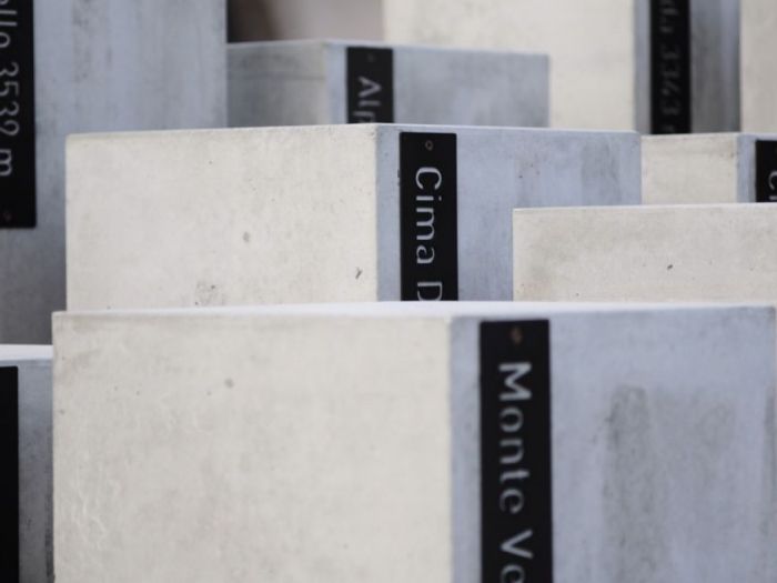 Archisio - Didon Comacchio Architects - Progetto Monumento alpini