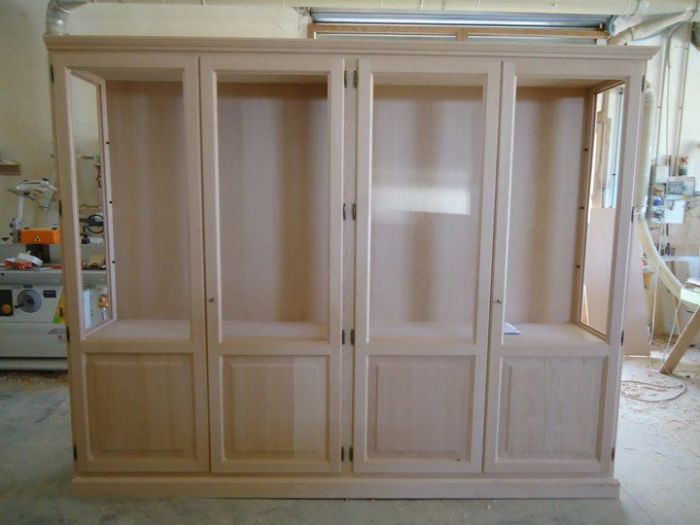 Archisio - Falegnameria Sardano Demurtas - Progetto Credenza classica legno faggio