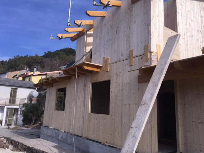 Archisio - Angoli Legno Edilizia - Progetto Costruzioni in legno