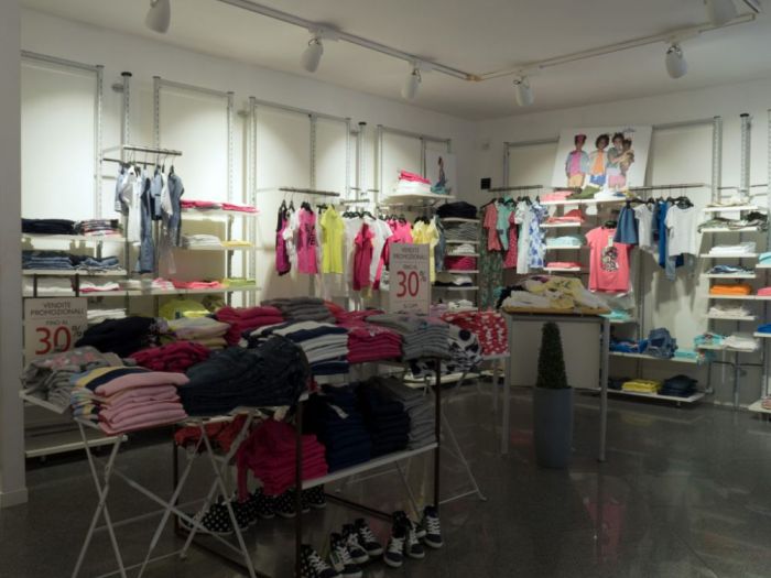 Archisio - Helitec - Progetto United color of benetton