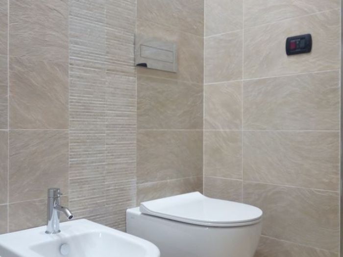 Archisio - Domenico Sforza - Progetto Inside on the seaLavori di manutenzione straordinaria arredamento e nuova illuminazione di un monolocale nella zona di san giorgio torre a mare