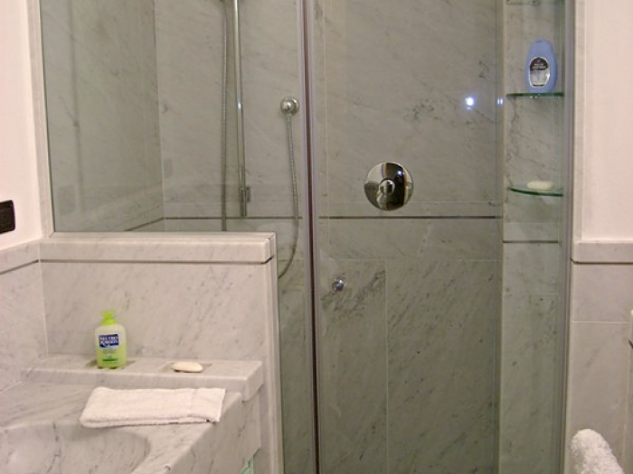 Archisio - Vetreria Ballarini - Progetto Box doccia