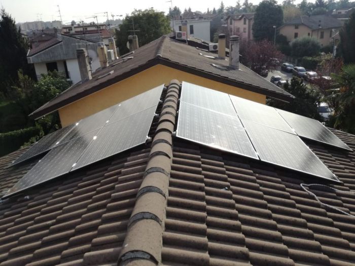 Archisio - Petalo srl - Progetto Pannelli solari