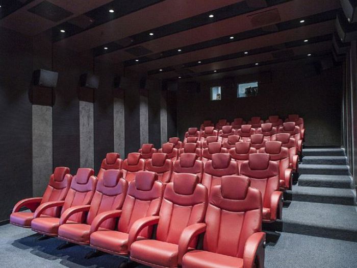 Archisio - Andrea Stipa - Progetto Cinema privato warner bros a roma