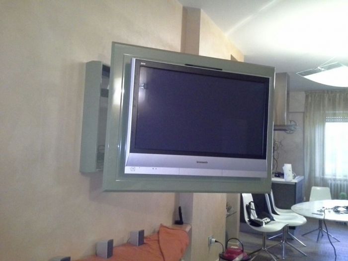 Archisio - Cecchini Porte srl - Progetto Televisore