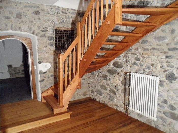 Archisio - Falegnameria Decrestina Pierluigi - Progetto Scala in larice evaporato