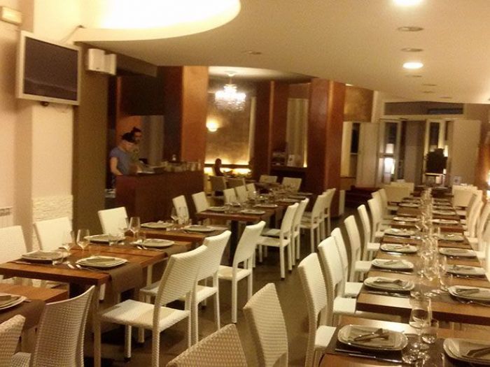 Archisio - Roberto Bardelli - Progetto Bar ristorante e discoteche