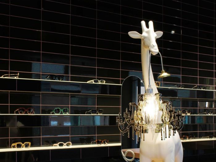 Archisio - Msplus Architettura Marco Stacchini Architetto - Progetto Ottica in blackNuovo negozio di ottica mascagni