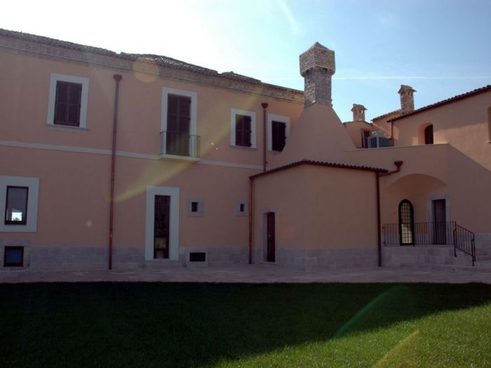 Archisio - Falegnameria Volpe - Progetto Infissi per porte e finestre