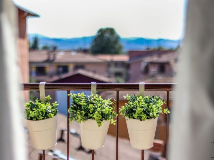 Archisio - Marina Ghedini - Progetto Home staging full con mobili di cartone