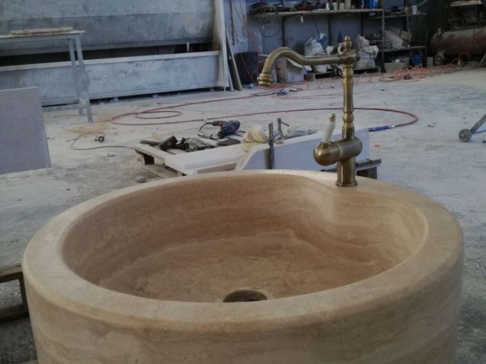 Archisio - Dd Marmi Di Cicco Antonella - Progetto Lavandino in travertino