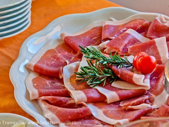 Archisio - Luca Tranquilli Fotografo - Progetto Buffet cibo e vino