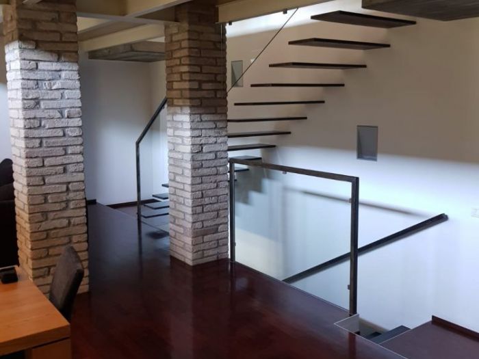 Archisio - Stil Pitture Di Gorgoglione Salvatore - Progetto Verniciatura travi in legno e tinteggio appartamento